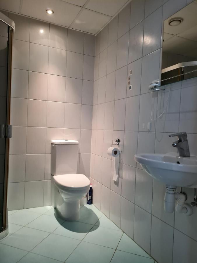Cozy One Bedroom Apartment In City Center Таллин Экстерьер фото