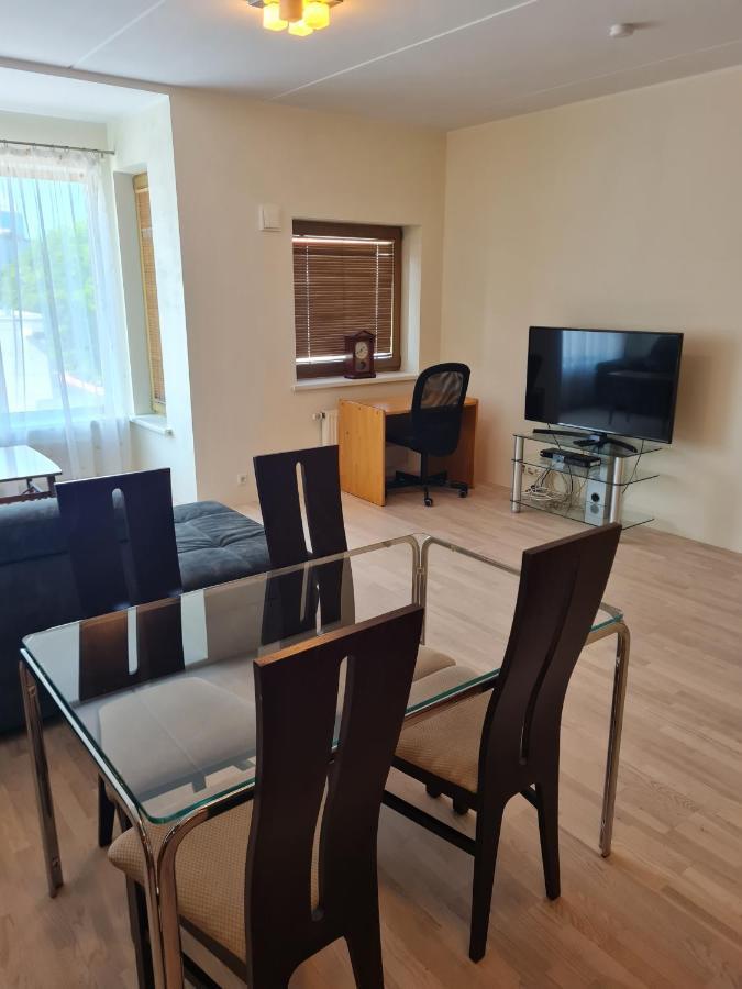 Cozy One Bedroom Apartment In City Center Таллин Экстерьер фото